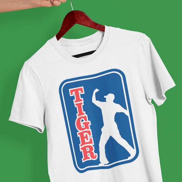 Tiger Fist Pump Shirt | Cadeaux de golf pour papa, mari, fête des pères Golf | Drôle de chemise de golf | Logo de la PGA Parodier Golfer Tshirt