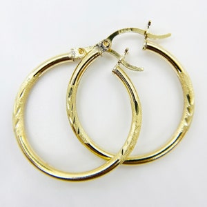 14k Gold Round Circle Classic 2mm Tube Hoop Earrings, Simple Matt Diamond Cut, Elegant Design for Women, Plain Gold Hoops