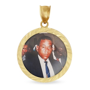 Collar con colgante redondo con foto enmarcada personalizada de oro macizo de 10 quilates para hombres y mujeres, joyería clásica con colgante con foto enmarcada de DC para él y ella