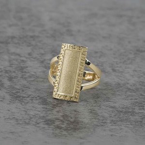 10k & 14k Gold Rectangular Greek Key Signet Ring