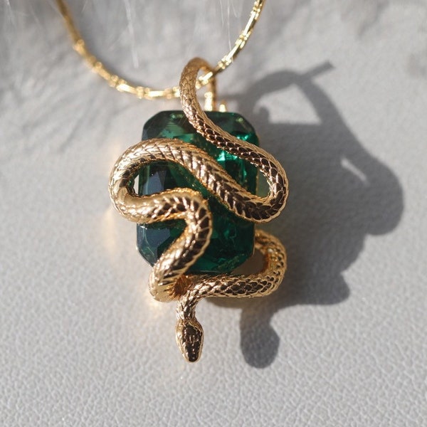 Gold Plated Water Drop Crystal Multicolor Zircon Snake Pendant Necklace. Cool necklace. Slytherin Fans gift