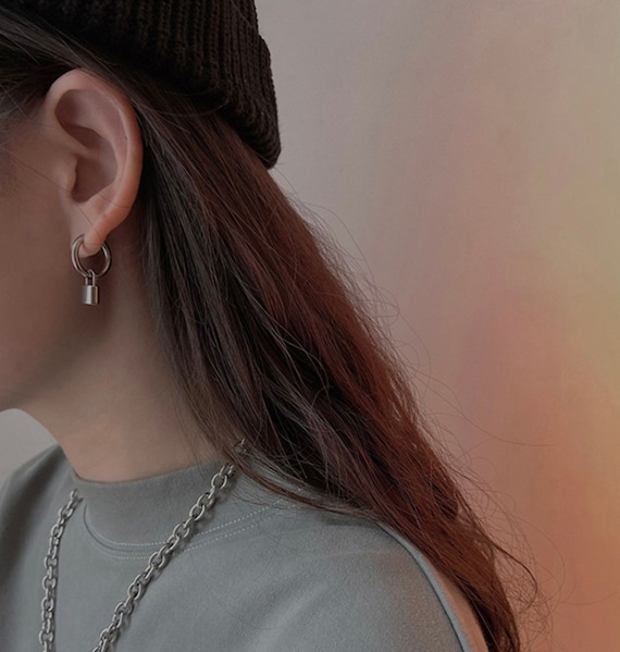Silver Asymmetrical Chain Earrings | Jimin – BTS - Fashion Chingu