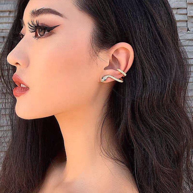 Snake earrings/serpent earrings/ear climber/Egirl/dragon ear cuff/cli…