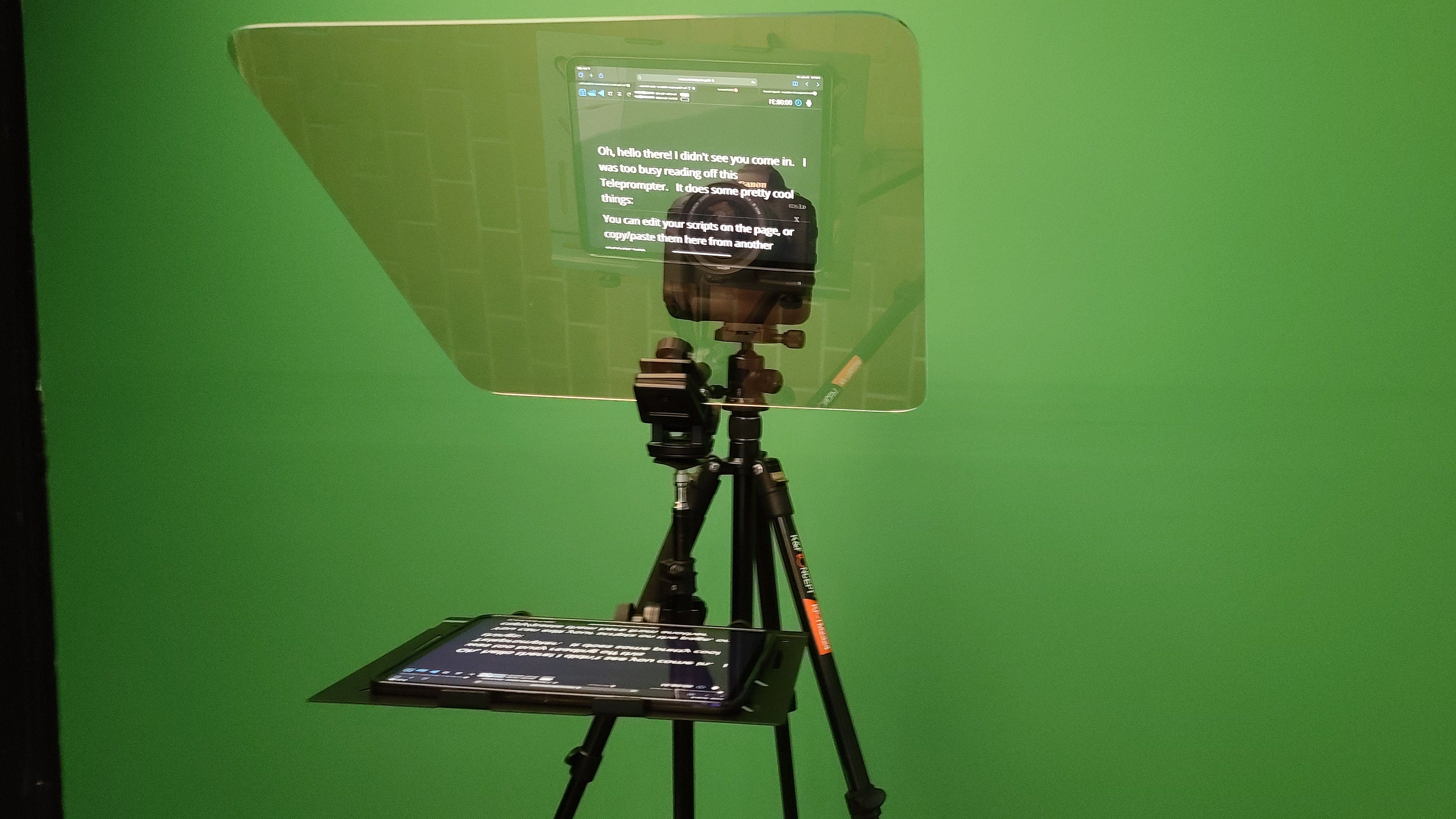 Presidential Teleprompter for Live Speeches, Presentations, and Online