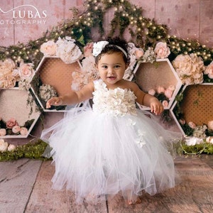 White Princess Flower Girl Tutu Dress for Girls Wedding Birthday Parties Outfit for Toddlers Baby Girls Kids