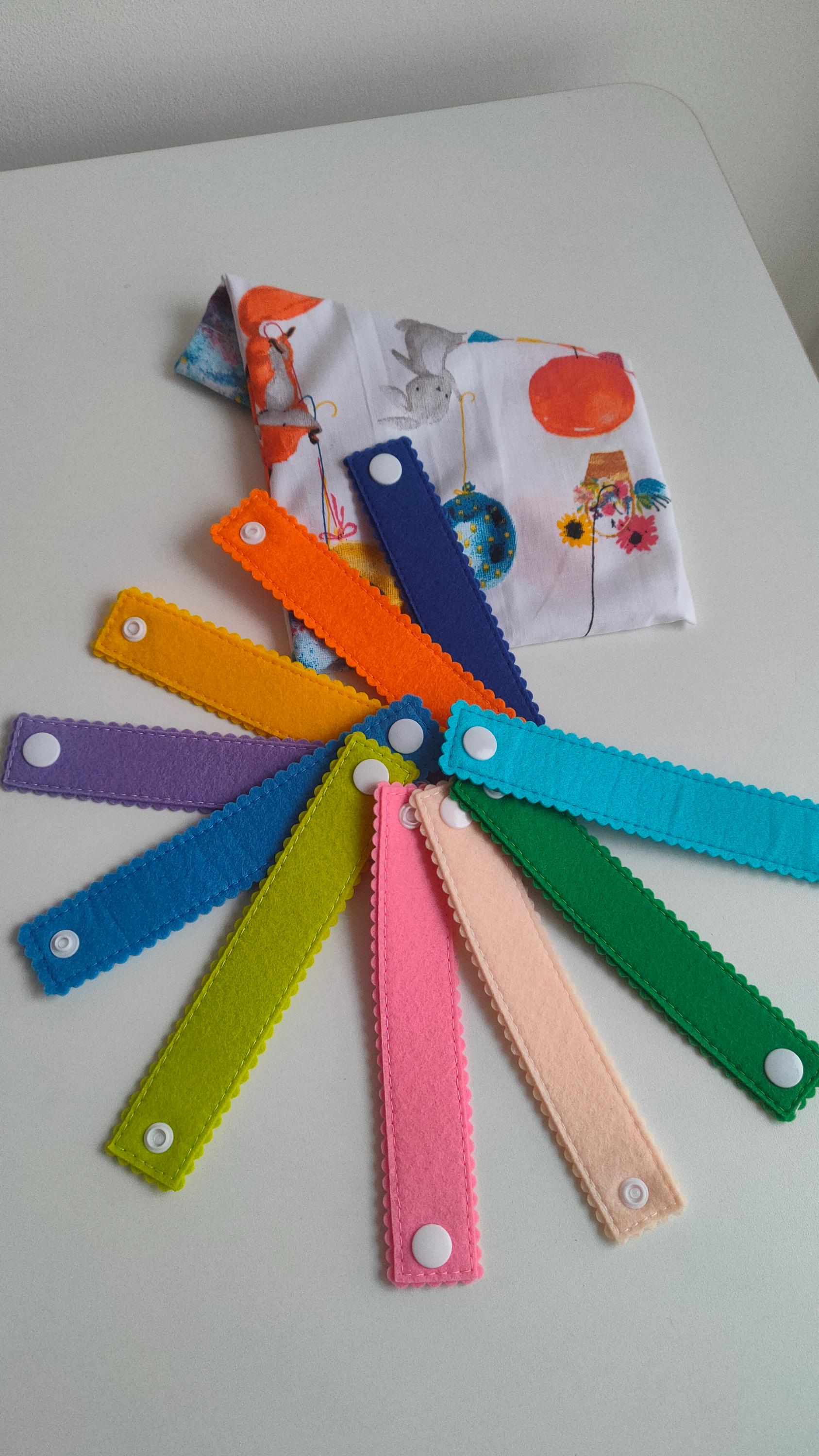 Rainbow Felt Snap Chain, Montessori Toys, Montessori Buttoning, Snap ...
