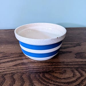 bol vintage Staffordshire en cornishware