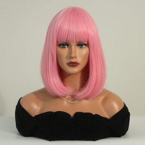 Pink Bob Wigs with Bangs for Women Short Colored Straight Synthetic Hair Pastel Pale Pink Wig Party Halloween Costume Cosplay