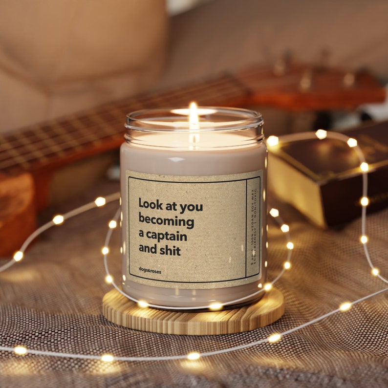 Personalized Police Captain Gift, Look at You Becoming a Captain Candle, Airline Captain Gift, Boat Captain Gift, Pilot Captain Gift Bild 2