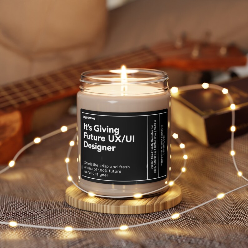 It's Giving Future UX/UI Designer Soy Wax Candle, UX Designer Gift, Graphic Design Gift, Ux-Ui Researcher Gift Eco Friendly 9oz. Candle Bild 2