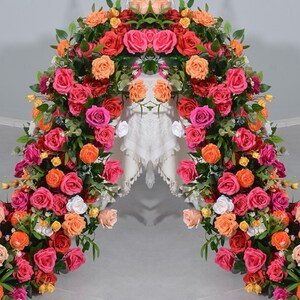 Camino de mesa para bodas, arreglos para bodas, camino de mesa para bodas, arco de flores artificiales, centro de mesa para bodas de otoño, flores para bodas, naranja, rojo
