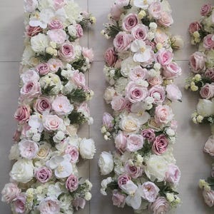 Runner di fiori rosa, ghirlanda floreale, fiori da matrimonio, runner da corridoio, composizioni nuziali, runner da tavolo per matrimonio, arco di fiori a festoni, centrotavola floreale