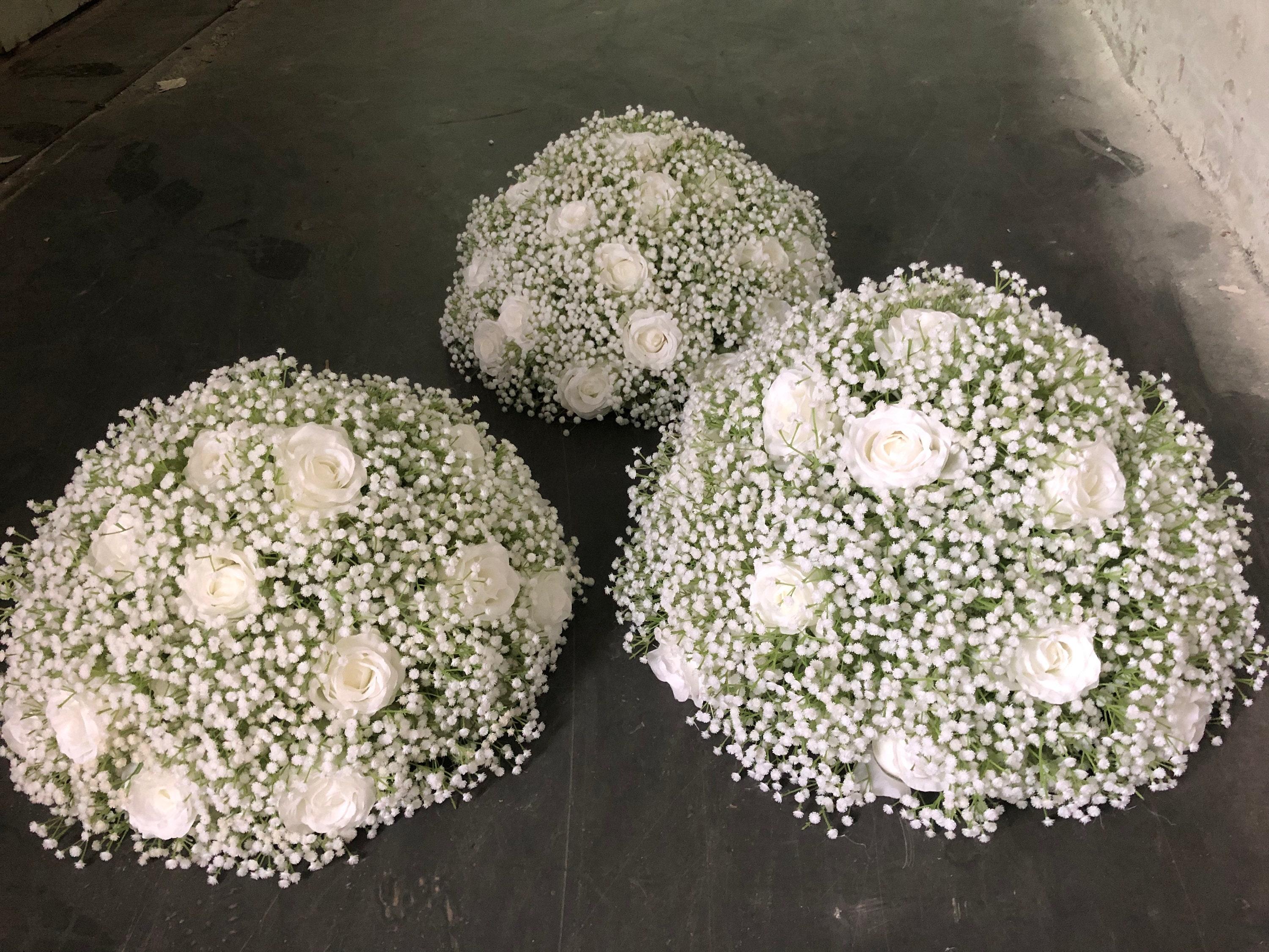 White Rose Flower Full Baby Breath Flower Ball,,Wedding Flowers,Table Centrepiece,Wedding Flower Ball,Table Flower,Floral Ball For Wedding
