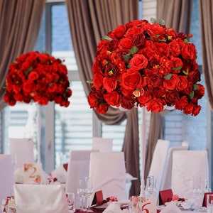 Large Flower Ball Wedding Centerpieces Red Rose Artificial Floral Ball Party Bridal Flower Table Decor Floral Table Runner