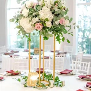 Centrotavola da matrimonio con palla di fiori di rosa bianca e rosa, centrotavola floreale da tavolo, centrotavola da matrimonio con palla di fiori da tavolo