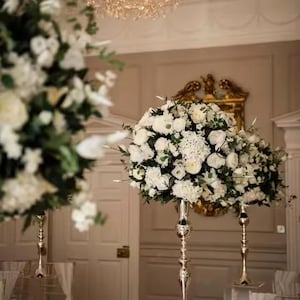 Eucalyptu White Flower Ball Table Centrepiece Floral Ball Table Flower Ball Wedding Arrangement Top Table Decoration