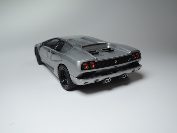 1/24 Scale Lamborghini Diablo SV - Handmade Model Kit Car