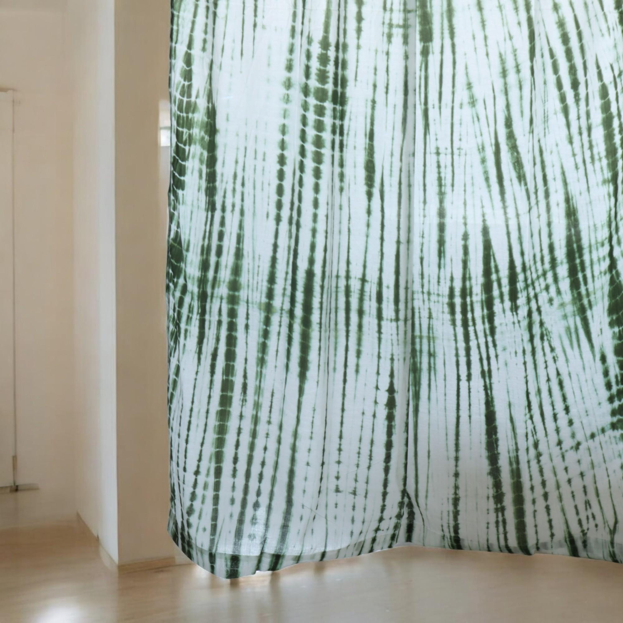 Paire De Rideaux Verts à Pois Shibori En Coton - Poids Moyen, Passe-tige, Fabriqués Aux USA, Neufs