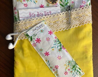 Handmade Floral iPad Sleeve, Fabric Tablet Cover (7x9.5 inches)