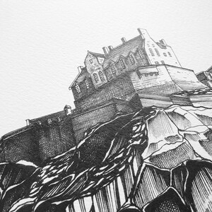 Edinburgh Castle Black and White Ink Illustration Print, Scottish A3 Art, Winter Cityscape Bild 8