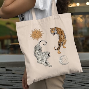 Tiger Tote Bag Canvas Shoulder Bag Teacher Tote Bag Reusable Tote Bag Aesthetic Tote Bag Canvas Tote Bag Cute Tote Bag Trendy Tote Bag Gift