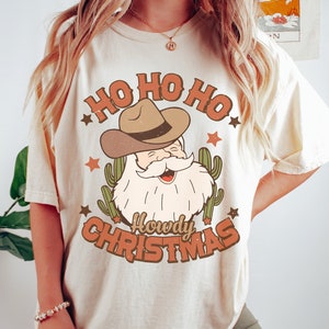 Howdy Christmas Shirt Comfort Colors® Howdy Santa Shirt Retro Christmas Shirt Retro Santa Face Shirt Retro Cowboy Santa Outfit Western Shirt