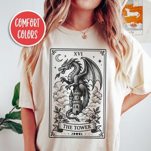 Castlecore shirt middeleeuws shirt Booktrovert shirt fantasie draak shirt Renaissance shirt schoolse dingen tarotkaart shirt grillige kleding