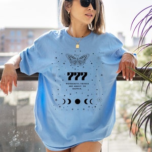 777 Angel Number Shirt Angel Number Felpa Angel Aesthetic Clothes Angel Core Numerology Angel Shirt Spirituality Shirt Mystical Shirt