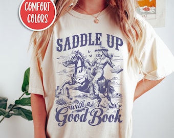 Bookish Cowgirl Shirt Cowboy Romance Shirt Howdy Shirt Yeehaw Shirt Smut Book Lover Gift Romance Reader Shirt Vintage Western Graphic Tee