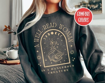 Eine gut gelesene Frau Bücherwurm Sweatshirt Buch Sweatshirt Lese Sweatshirt Literatur Shirt Bibliothekar Shirt Bücherwurm Crewneck Celestial Sweater