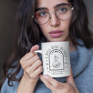 Caneca Bookish Caneca do livro Caneca da biblioteca Caneca do bibliotecário Caneca do amante do livro Caneca Bookworm Coisas Bookish Professor Caneca Literatura Caneca de café estética imagem 3