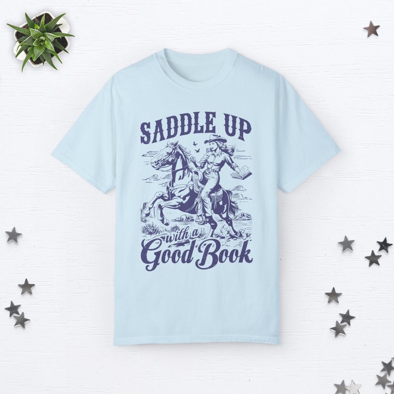 Bookish Cowgirl Shirt Cowboy Romance Shirt Howdy Shirt Yeehaw Shirt Smut Book Lover Gift Romance Reader Shirt Vintage Western Graphic Tee Chambray