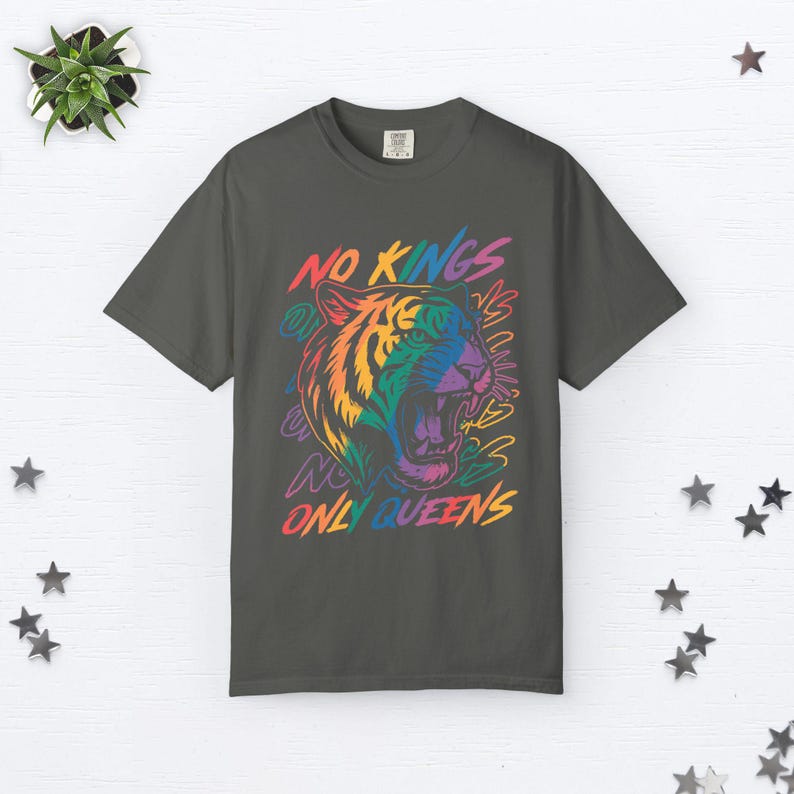 No Kings Only Queens Shirt We The People Shirt Fuck Trump Shirt No Kings Tshirt Anti Trump Shirt Fdt Shirt Anti Maga Shirt Democrat Shirt Pepper