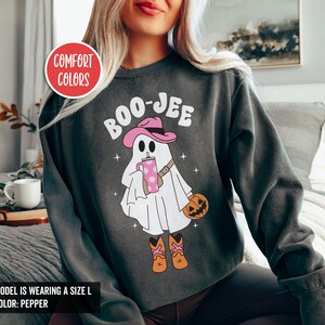 Boo Jee Sweatshirt Retro Halloween Crew Neck Cute Ghost Sweatshirt Midwest Sweatshirt Western Sweatshirt Cowgirl Sweatshirt Fall Crew Neck