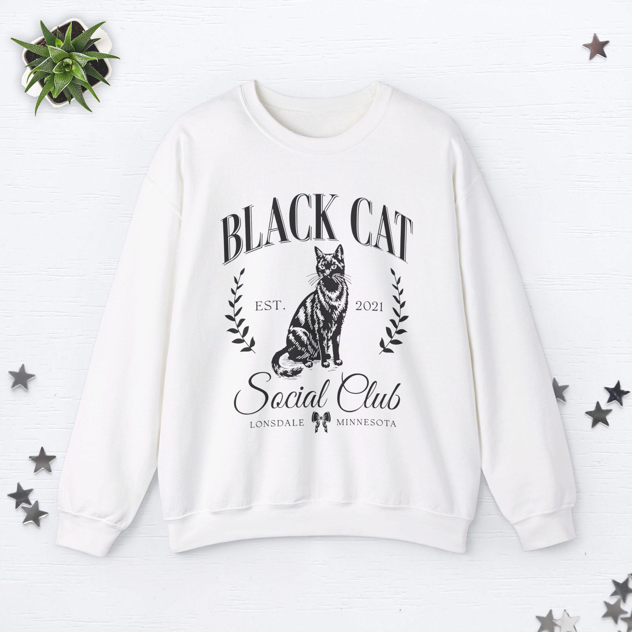 Black cat blind for love sweatshirt sale