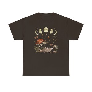 Camisa de zarigüeya Camisa de zarigüeya Estampado de zarigüeya Camiseta Regalos Camisa de núcleo de cabaña Goblincore Ropa de hongo Camisa de hongos Ropa oscura de Cottagecore imagen 5