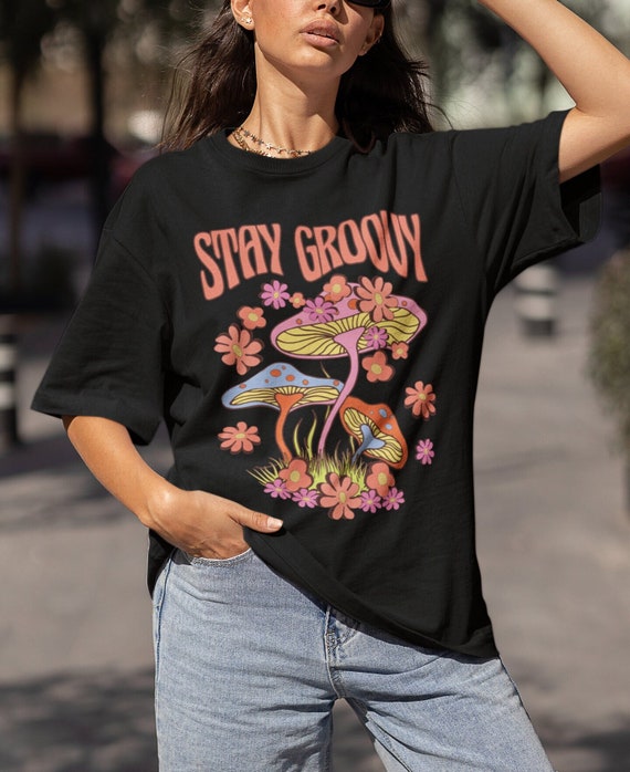 Mushroom Shirt Stay Groovy Shirt Cottagecore Shirt Mushroom Top 70s Inspired Hippie Clothes Retro Trippy Shirt Botanical Shirt Indie Clothes