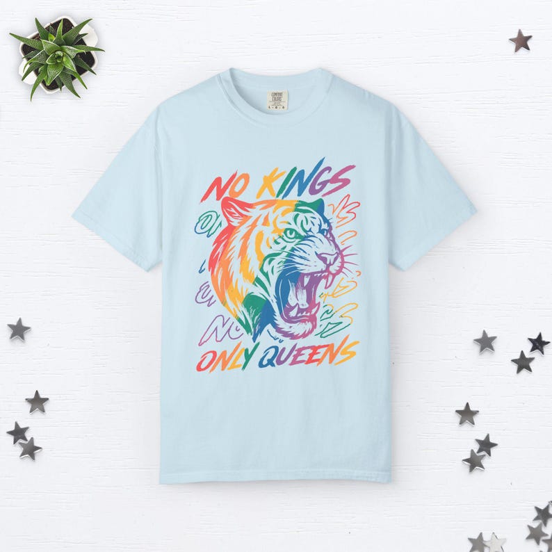 No Kings Only Queens Shirt We The People Shirt Fuck Trump Shirt No Kings Tshirt Anti Trump Shirt Fdt Shirt Anti Maga Shirt Democrat Shirt Chambray
