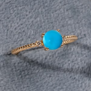 Solitaire Turquoise Ring, 14K Solid Gold Spiral Band, Minimalist Ring, Diamond Accents, Kingman Turquoise Promise Ring, Gift For Girlfriend