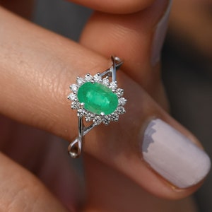 Genuine Emerald Halo Gold Ring, 14k Oval Gemstone Engagement Ring, Split Band Cluster Wedding Ring, Minimalist Vintage Jewelry For Gift