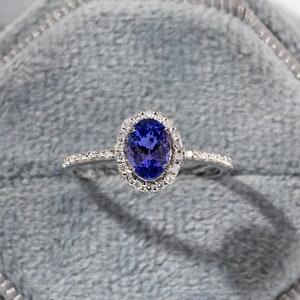 Gorgeous Blue Tanzanite Ring/Dainty Diamond Halo Ring/Oval Tanzanite/14k Tanzanite Jewelry/December Birthstone/Wedding Anniversary/Gifting