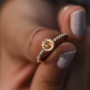 Oregon Sunstone Solitaire Engagement Ring, Round Gemstone Ring, Diamond Band, 14k Gold Handmade Jewelry, Minimalist Women Ring, Fiance Gift