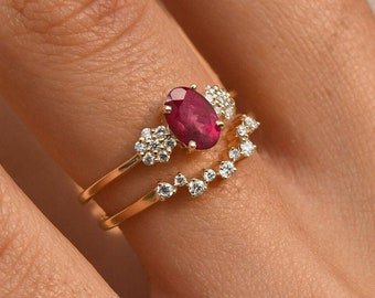 14k Gold Ruby Engagement Stacking Ring Set,Proposal Wedding Band Set,Unique Ruby Moissanite Ring Set,Vintage Floral Ring,July Birthstone