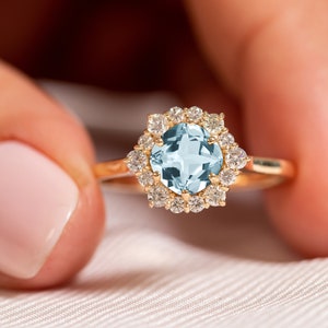 Natural Aquamarine Ring,Cushion Shape Aquamarine,14k Solid Rose Gold,Diamond aquamarine Ring,March Birthstone,AAA Aquamarine,Gift for Wife