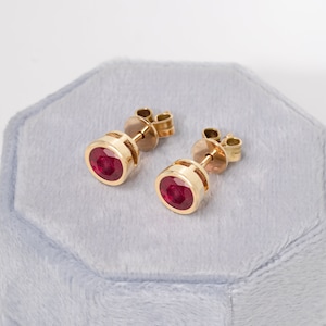 Natural Ruby Earrings,Round Push Back Studs,14k Yellow Gold Earrings,Dainty Studs,Minimalist Jewelry for Bride,Bezel Set,Valentine Earrings