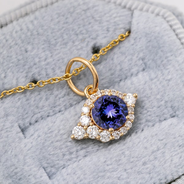 Vintage Tanzanite Pendant,Halo Bridal Necklace,14k Solid Gold,Natural Tanzanite Pendant for Women,Handmade Jewelry,December Birthstone,Gift