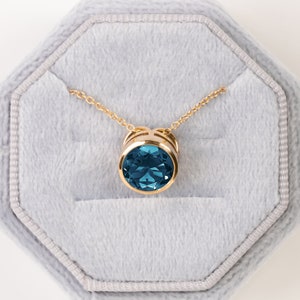14K Gold Topaz Necklace, Blue Topaz Pendant,Floating Necklace,Yellow Gold Pendant, Round Shape Necklace,Minimalist Pendant,Bezel Set Pendant