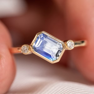 Rainbow Moonstone Engagement Ring,14k Solid Gold,Emerald Cut Wedding Ring,Three Stone Ring,Unique Proposal Ring,Statement Ring for Bride