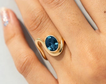 London Blue Topaz Wedding Ring,14k Rose Gold,Something Blue for Bride,Art Deco Topaz Ring,Unique Blue Gemstone Ring,Vintage Wedding Ring