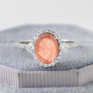 14k Sunstone Halo Ring, Yellow Gold Diamond Promise Ring, Engagement Wedding Band, Oregon Sunstone Proposal Ring, Vintage Jewelry, For Gift